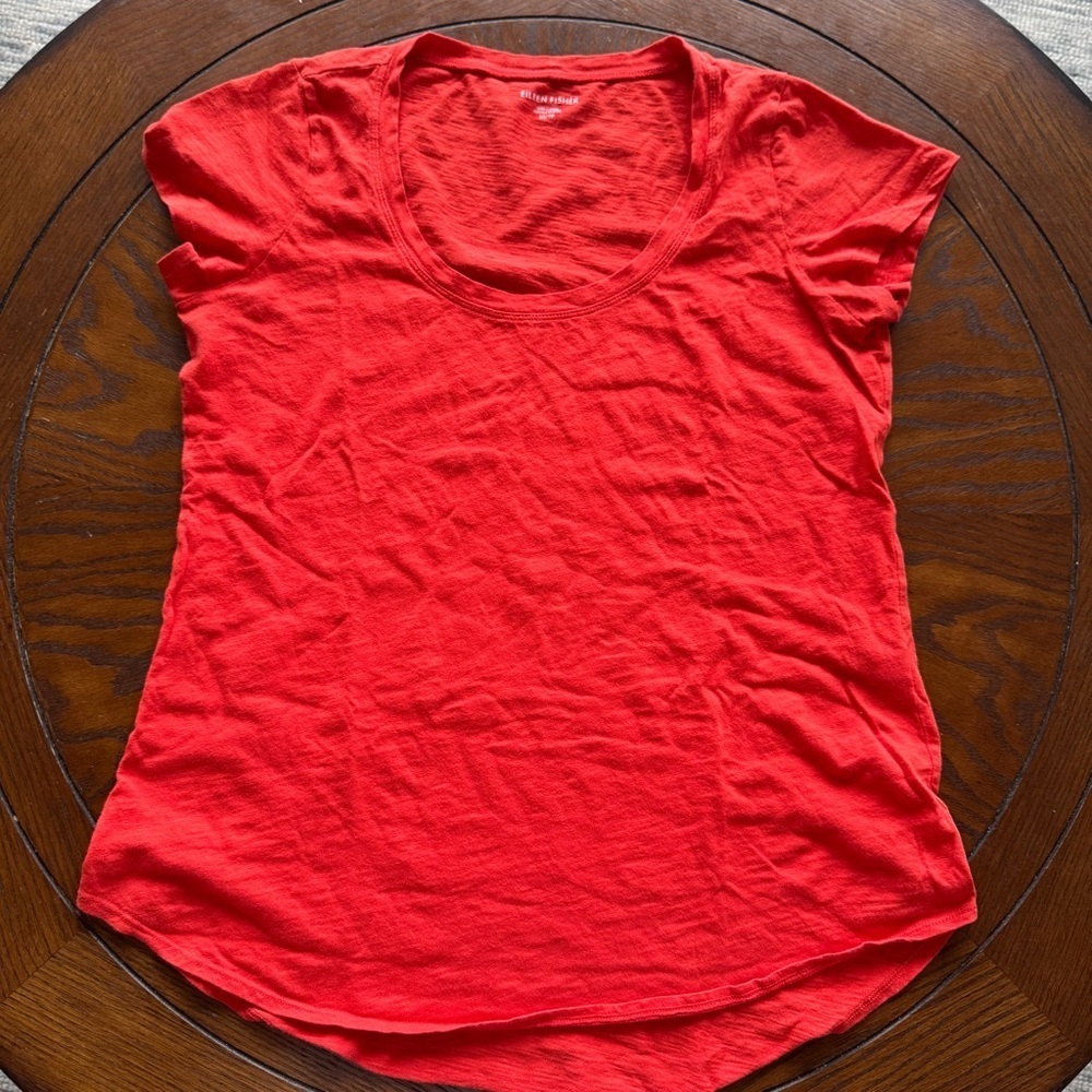 Eileen Fisher Red Fitted Cap Sleeve T-Shirt